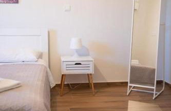 Comfortable Apartment Close to the Airport - Photo 3
