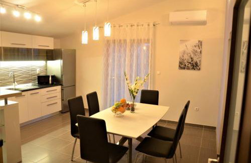 Apartments with a parking space Split - 15410 - Foto 12