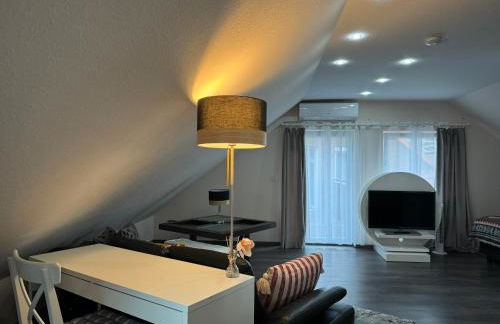 Modern House Gehrden auf 2 Etagen, Nice Garten, Barbecue, Contactless Check-in, free parking - Foto 123