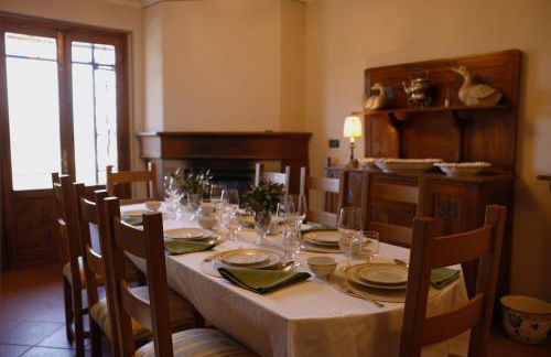 Villa panoramica con Jacuzzi privata tra Firenze & Lucca ,3 camere, 4 bagni - Foto 13