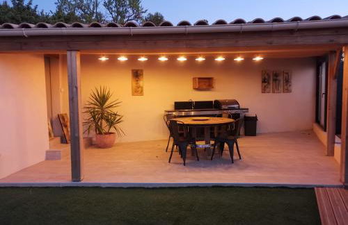 Maison L'Inattendu avec spa & piscine privatifs - Foto 16