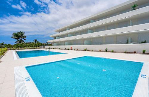 Luxury apartment. Heated Pool. AC. Ocean view! - Foto 22