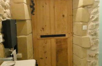 Elegant, Spacious Apartment in Historic Center of Tournon - Foto 31