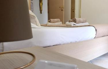 Domus REA - Appartamento moderno con check-in automatico H24 e area esterna privata - Foto 25