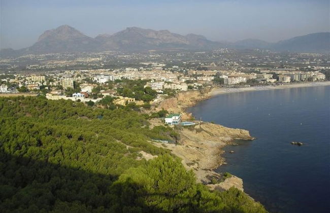 Stylish Alfas del Pi Stay - Foto 26