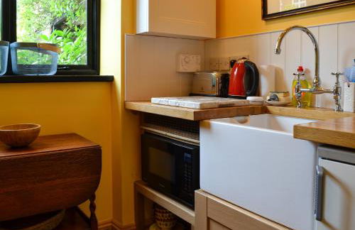 The Little House - Photo 5