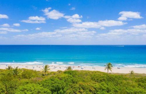 Comforts of Home in Updated Condo by the Beach - Foto 9