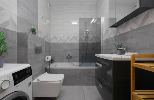 Bright Apartment Przyokopowa in the Centre of Warsaw with Parking by Noclegi Renters - Foto 18