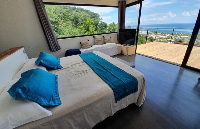 Bounty Lodge - Photo 2