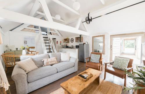 Snug Cotswolds Farm Cottage - The Henloft - Foto 5