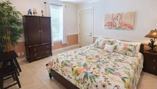 One by forth Block to Beach Ground Floor Pristine Pool - Foto 3