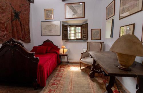 Palacio de Hualle - Photo 35