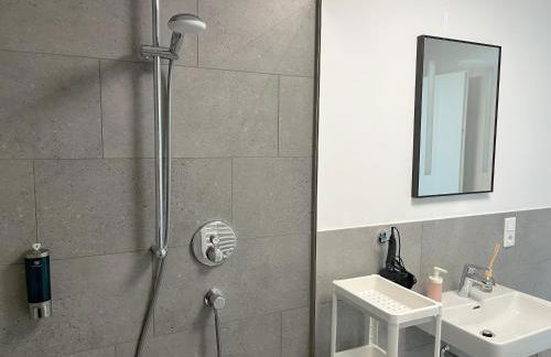 Moderne Apartments im Herzen der Stadt I private Tiefgarage mit Ladesäulen I home2share - Foto 43