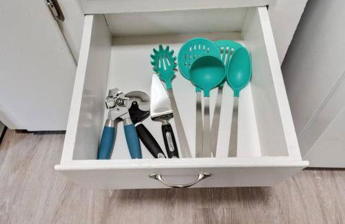 94 WalkScore King Bed Capitol Hill Beachy Apt - Foto 11