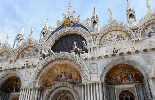 Chalet in Veneto Near Dolomites Ski Slopes - Foto 74