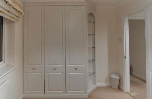 Farnborough Stay - 5 Bedroom - Foto 18