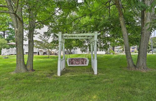 Large Home with Indoor Basketball Court and Game Room! - Foto 44