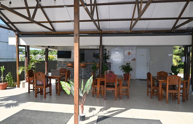 New Door Apartments - Photo 17