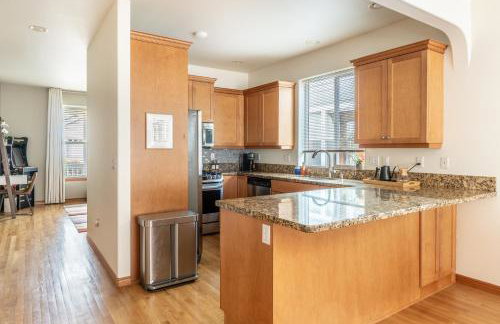 Luxury Home - Reading & Game Room - Outdoor Dining home - Foto 23