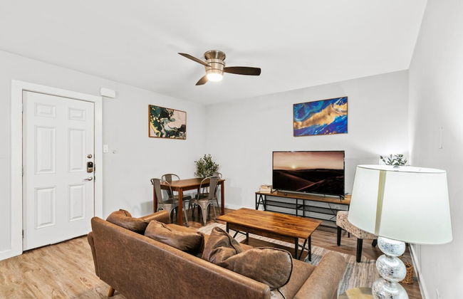 Stylish 2BR Near UT Highland Evonify - Foto 23