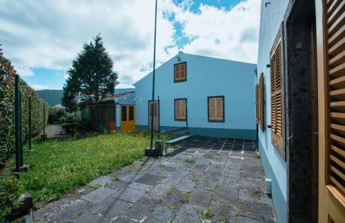 Sete Cidades House - Photo 29