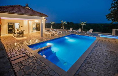 Amazing Home In Gornji Prolosac - Foto 10