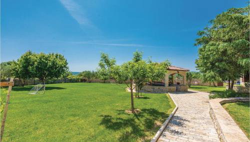 Gorgeous Home In Gorica With Kitchen - Foto 4, Garden