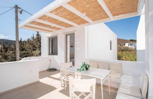 Deluxe Maisonette With Private Jacuzzi - Photo 18