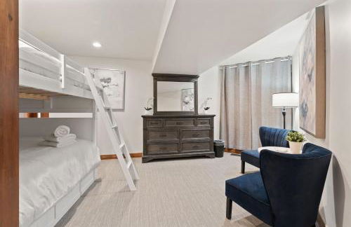 Exclusive Resort Escape - Heated Pool, Spa & Pickleball - Foto 65