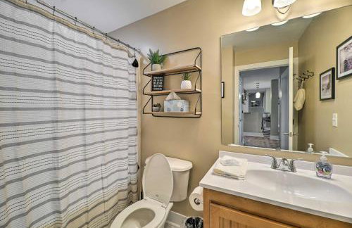 Grand Haven Condo - Walk to Nearby Hot Spots! - Foto 22