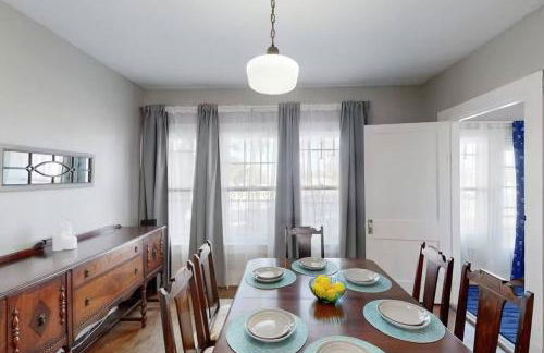 Pets OK • Backyard - 3 miles to River Walk & Alamo - Foto 17