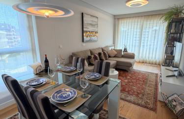 A estrenar amplio con piscina y parking - Foto 8