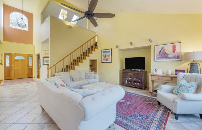 Valley of the Moon by Avantstay Tranquil Escape, Large Yard w/ Hot Tub & Fire Pit - Foto 17