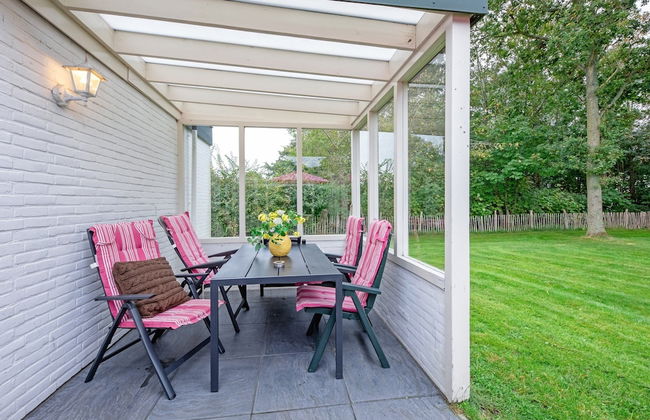 Cozy Holiday Home With hot tub on Texel - Foto 20