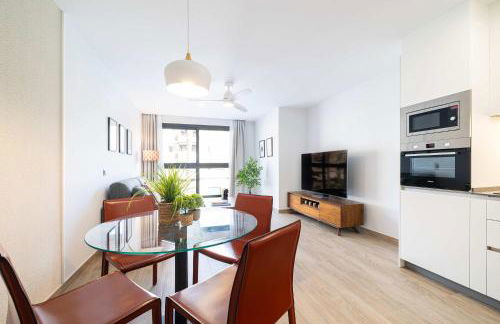 Beach and golf at modern apartment - Photo 18