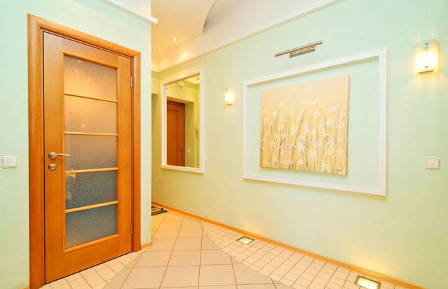 Feelathome on Lower Nevsky - Photo 21