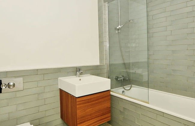 Sleek 2 Bedroom Apartment - Sofa-bed - Ashford - Foto 3