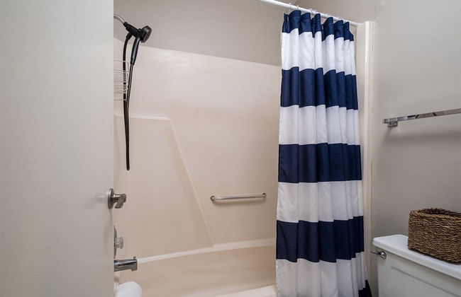 Bay House Condos - Foto 22