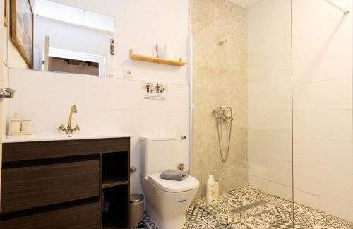 Estudios a 10' caminando de la playa y a 20' de Barcelona Centro - Foto 33