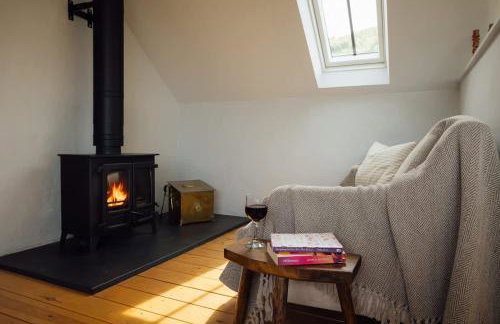 Cliff-top Cottage on Coast Path w/Panoramic Views - Foto 21