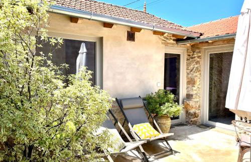 Casa 5A - Refúgio Intimo e privado com design e pátio acolhedor - Foto 1