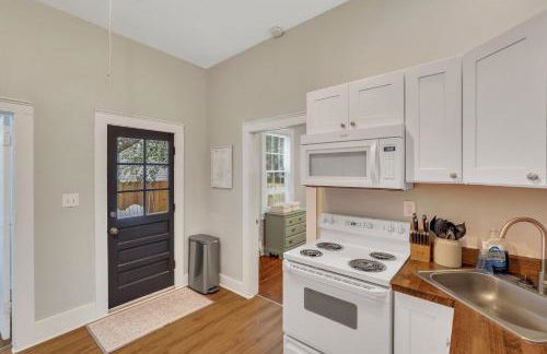 Pink Magnolia Cottage by Lucky Savannah - Foto 24