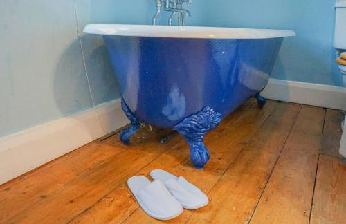 18th-Century Farmhouse with Countryside Views - Foto 44