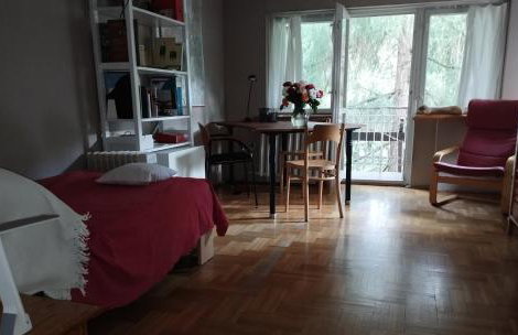 Pokój w domu z ogrodem w Milanówku - Foto 4