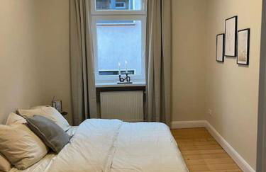 BG Living & Hosting - Exklusive Jugendstilwohnung an der Mosel in Ürzig - 2 Schlafzimmer, bis 4 Personen, Fahrradkeller, Waschmaschine & Trockner - Foto 10