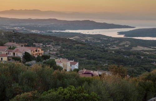 Villetta Ulisse a pochi passi dal mare - Photo 33