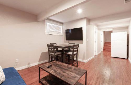 Marbella Lane-Spacious 5BR Ideal for Biz & Families in SJ - Foto 34