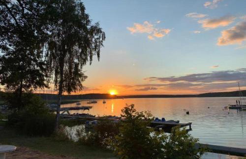 A Wooden, Eco-friendly House by the Goszcza Lake. Living Room, 2 Bedrooms - Foto 79