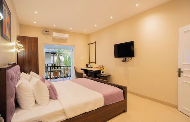 Emperor Ozran by Alaya Stays - Photo 57