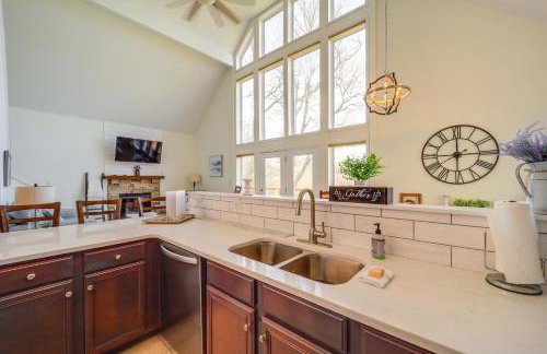 Mtn-View Family Retreat with Deck in Seven Devils! - Foto 9